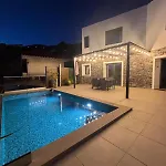 Madeira Protea Retreat- With Heated Private Pool, Gym And Office Villa