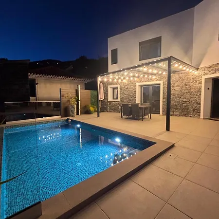 Madeira Protea Retreat- With Heated Private Pool, Gym And Office Villa