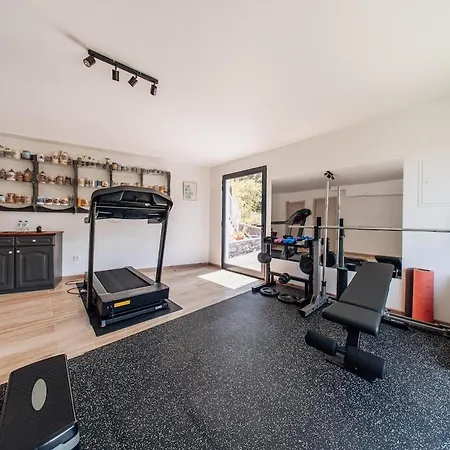 Madeira Protea Retreat- With Heated Private Pool, Gym And Office Campanario