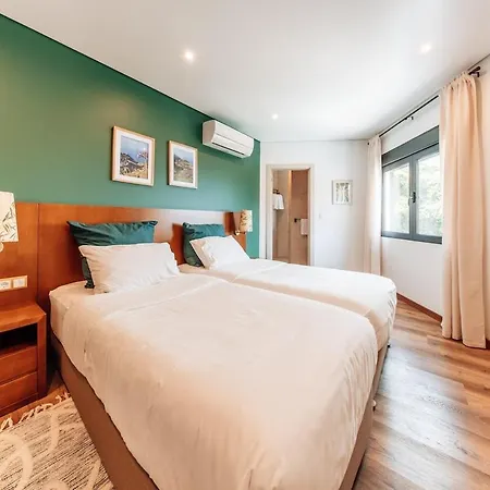 Villa Madeira Protea Retreat- With Heated Private Pool, Gym And Office Campanario