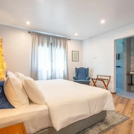 Villa Madeira Protea Retreat- With Heated Private Pool, Gym And Office