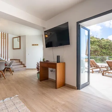 Madeira Protea Retreat- With Heated Private Pool, Gym And Office Villa *