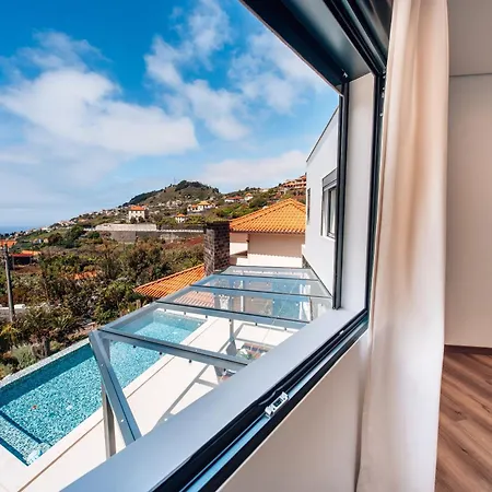 Villa Madeira Protea Retreat- With Heated Private Pool, Gym And Office *