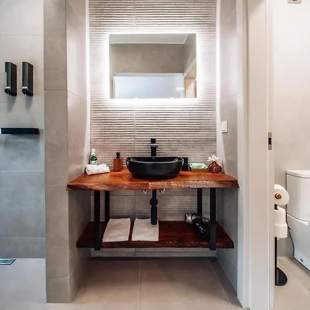 Madeira Protea Retreat- With Heated Private Pool, Gym And Office Campanário