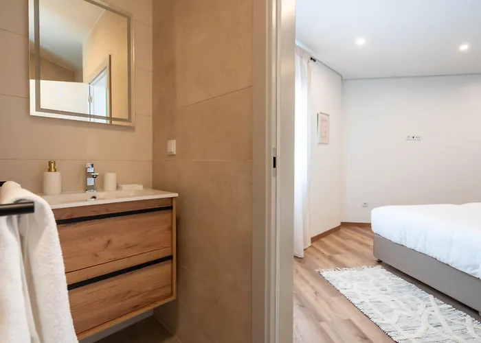 Villa Madeira Protea Retreat- With Heated Private Pool, Gym And Office *