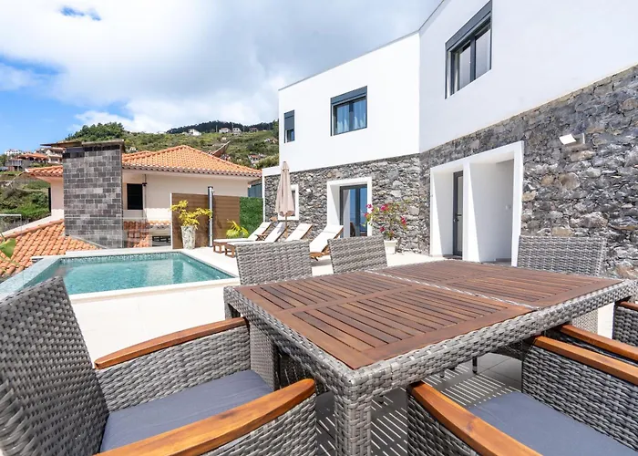 Madeira Protea Retreat- With Heated Private Pool, Gym And Office *