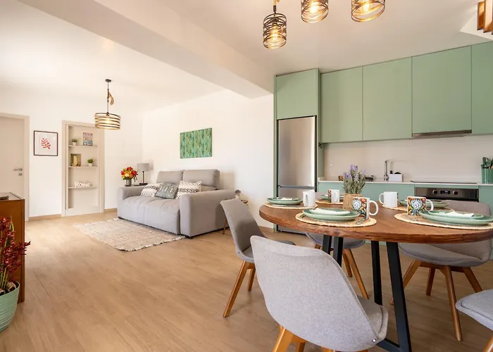 Madeira Protea Retreat- With Heated Private Pool, Gym And Office * Campanário