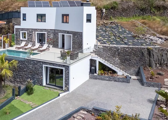 Madeira Protea Retreat- With Heated Private Pool, Gym And Office * Campanário