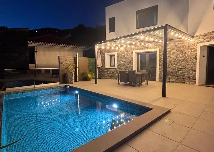 Madeira Protea Retreat- With Heated Private Pool, Gym And Office Villa